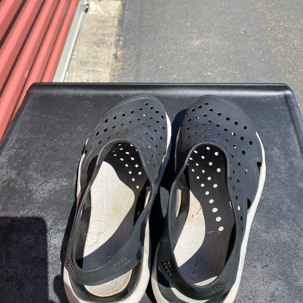 Crocs Men's Swiftwater Wave Graphite / Black Ankle-High Rubber Slip-On Shoes - Picture 7 of 13